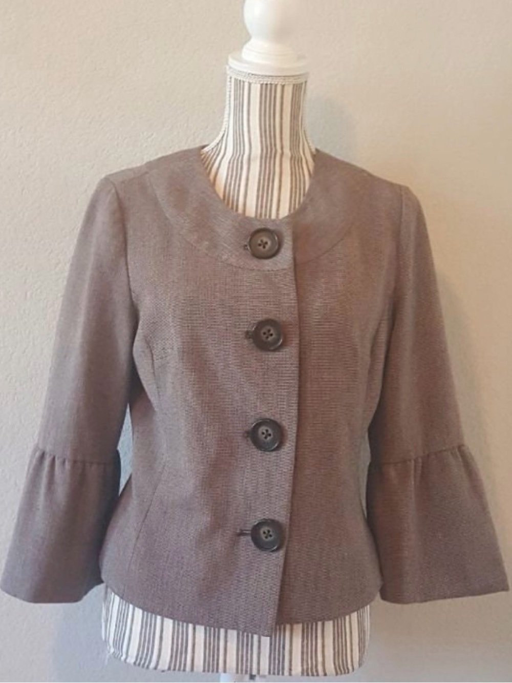 APT. 9 | Brown Round-Neck Button Front Bell Sleeve Jacket